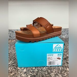 REEF Cushion Vista HI